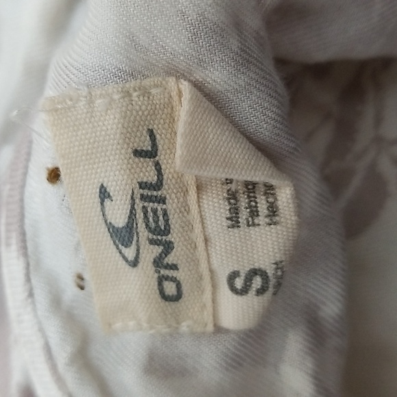 (S) O'Neill Tropical Palm Print Floral Shorts Romper Bohemian Beach Vibes - Picture 2 of 9